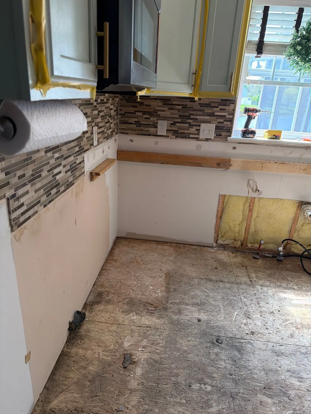 Containment setup for mold remediation in Oaklandon home